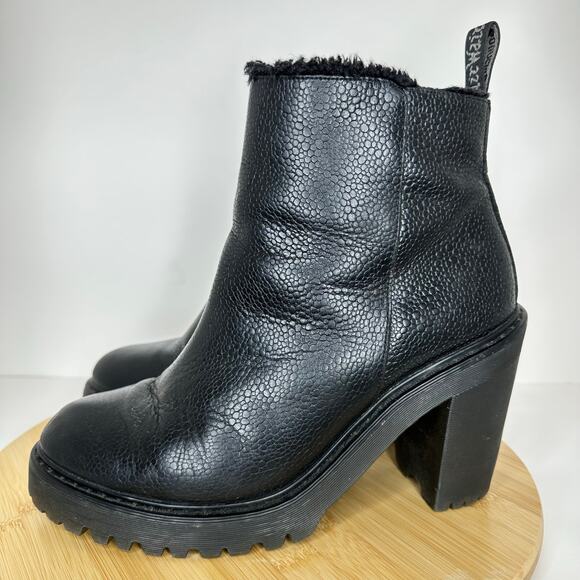 Dr. Martens Magdalena Fur Lined Boots Black Leather Heeled Chelsea Boots Size 10 - Picture 3 of 7